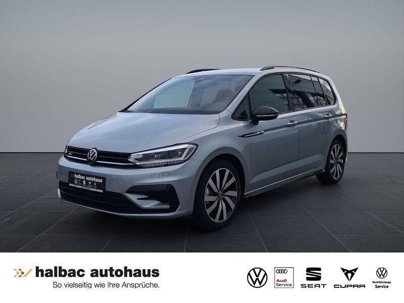 Oyster silver metallic Neu 2024 VW Touran Highline Van / Kleinbus | 54.920 € - Bild 1/4