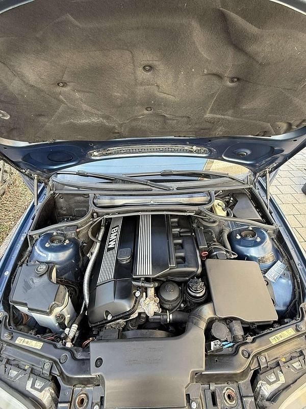 Gebraucht BMW 330 231 PS (169 kW) 2002 Blau Limousine