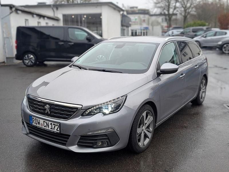 Gebraucht Peugeot 308 SW Allure 150 PS (110 kW) 2018 Silber Kombi