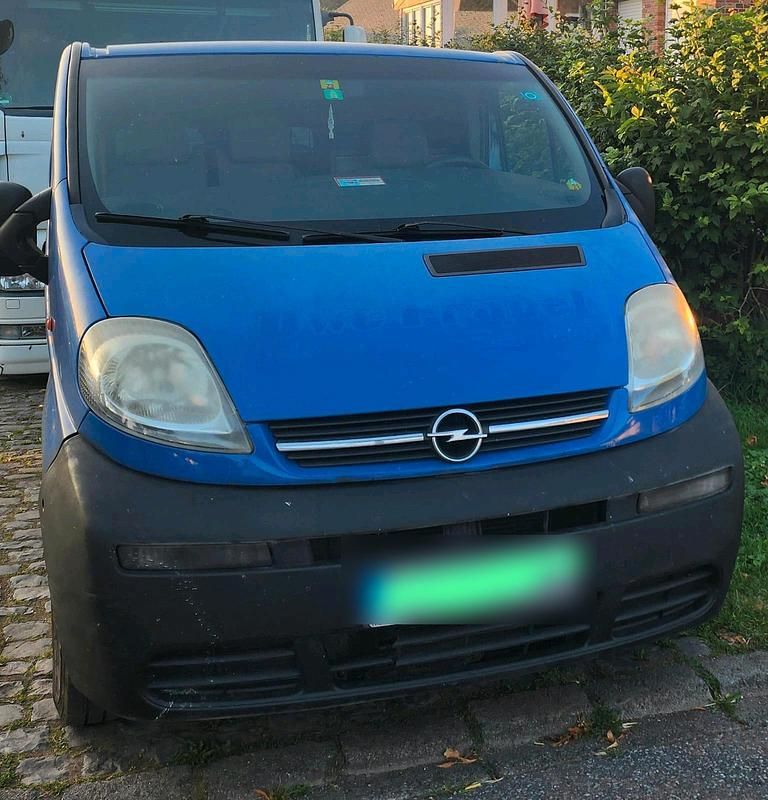 Blau Gebraucht 2005 Opel Vivaro Van | 3.250 € (Guter Preis) - Bild 1/4