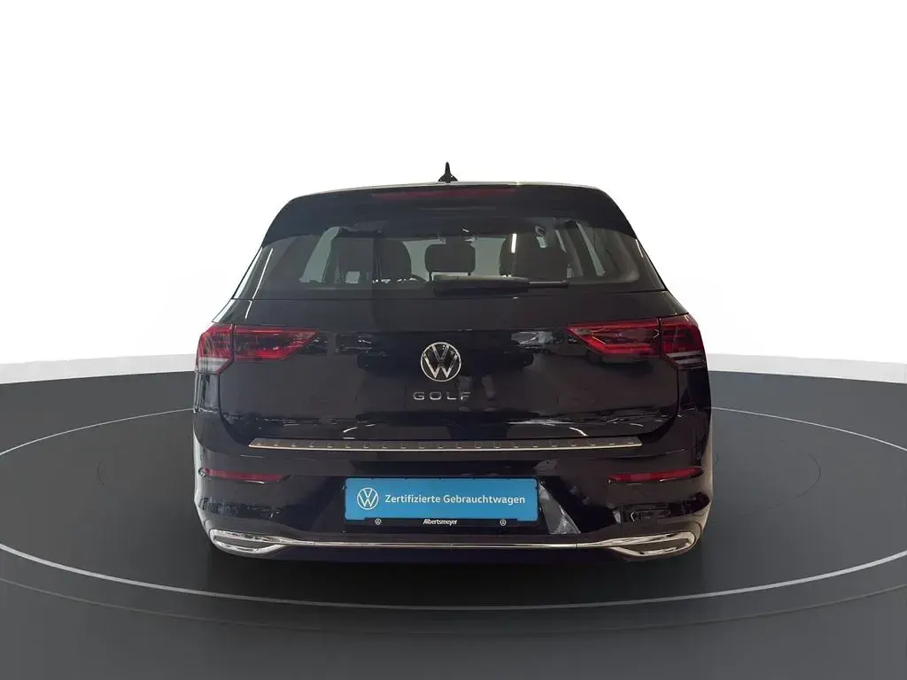 Gebraucht VW Golf VIII Style 190 PS (139 kW) 2024 Schwarz Limousine