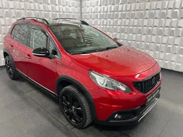 Gebraucht Peugeot 2008 Allure GT-Line 131 PS (96 kW) 2019 Rot SUV