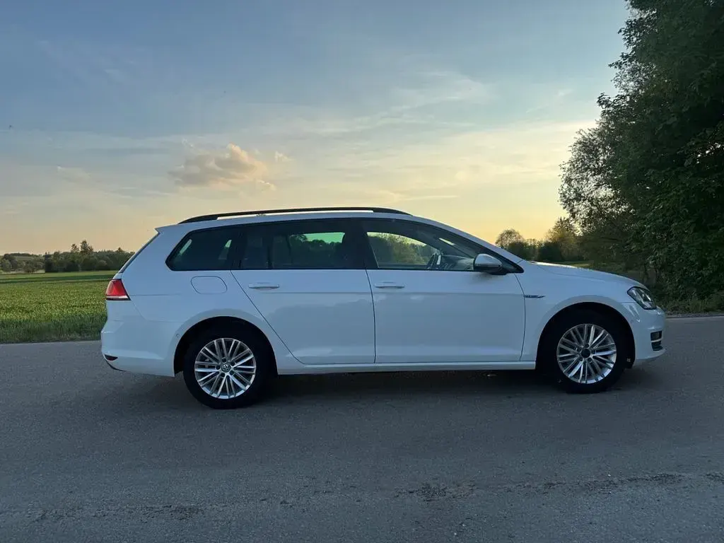 Gebraucht VW Golf VII Cup 140 PS (102 kW) 2014 Weiß Kombi