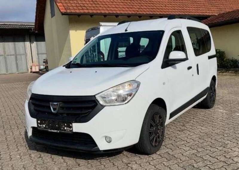 Weiß Gebraucht 2013 Dacia Lodgy Ambiance Van / Kleinbus | 2.450 € (Superpreis) - Bild 1/4
