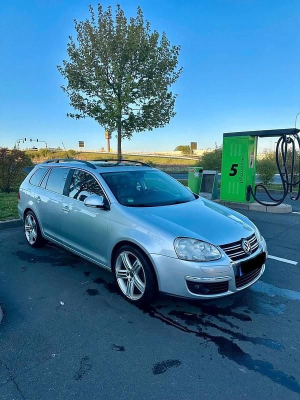 Second-hand VW Golf V 140 CP (102 kW) 2007 Argintiu Break