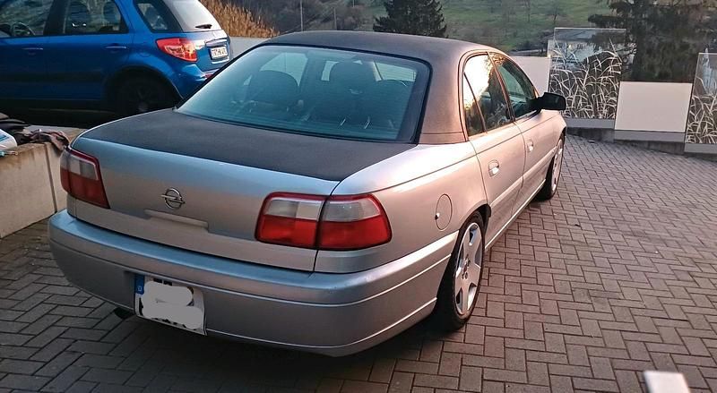 Gebraucht Opel Omega 144 PS (105 kW) 2001 Silber Limousine