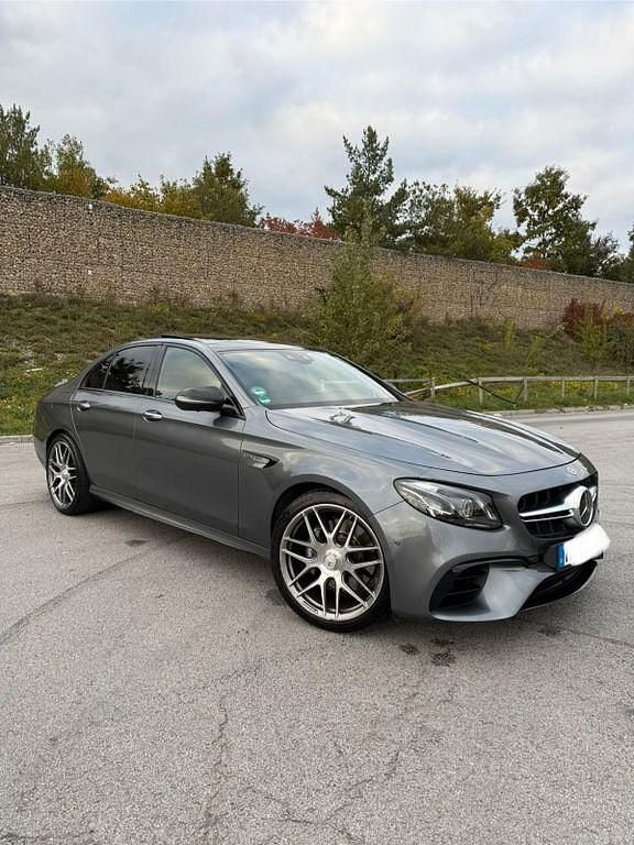 Gebraucht Mercedes E63 AMG AMG 571 PS (419 kW) 2017 Grau Limousine