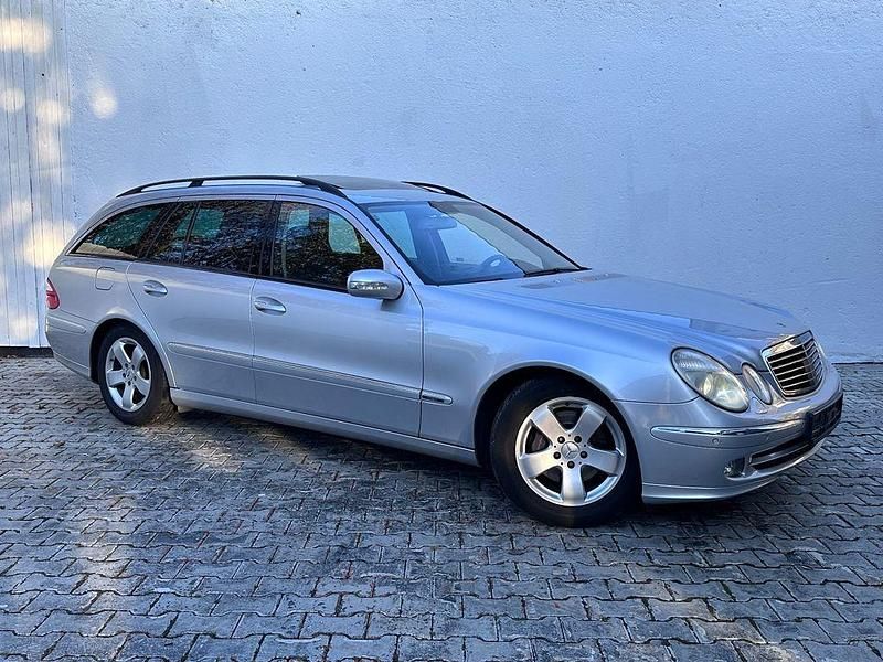 Gebraucht Mercedes E320 Avantgarde 224 PS (164 kW) 2005 Silber Limousine