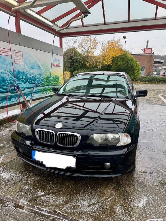 Schwarz Gebraucht 2000 BMW 323 Basis Coupé | 4.200 € (Fairer Preis) - Bild 1/4