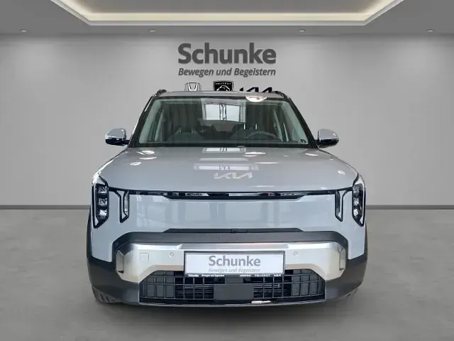 Neu Kia EV2 Earth 108 kW (147 PS) 2026 Grau SUV