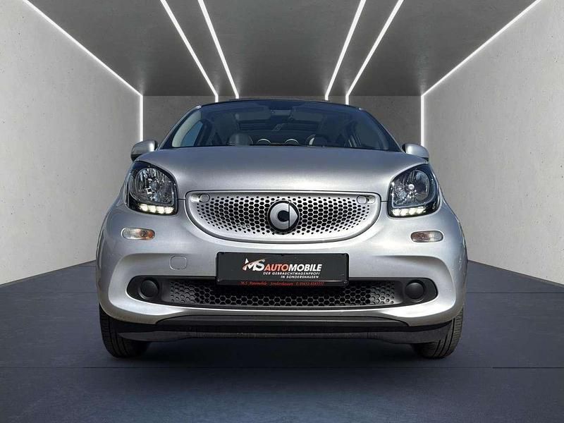 Usado Smart ForFour Basis 71 HP (52 kW) 2015 Prateado Citadino