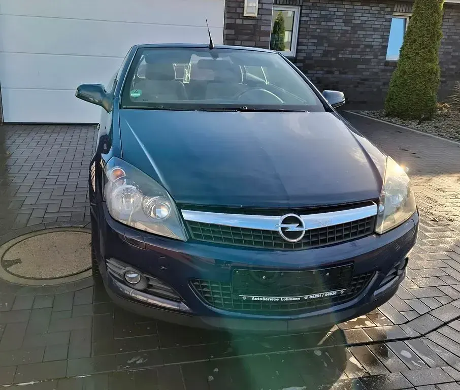 Gebraucht Opel Astra Cabriolet 150 PS (110 kW) 2009 Blau Cabrio
