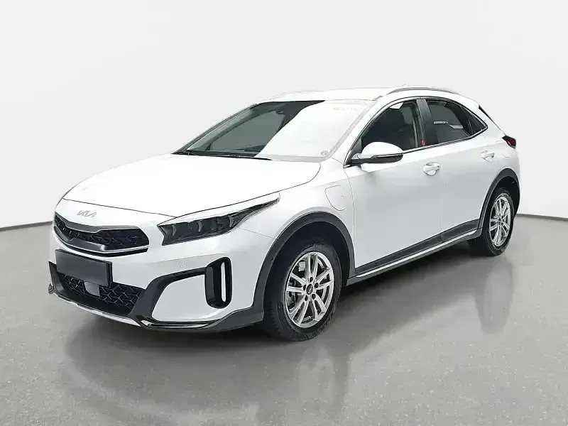 Gebraucht Kia XCeed Spirit 141 PS (103 kW) 2024 Weiß SUV