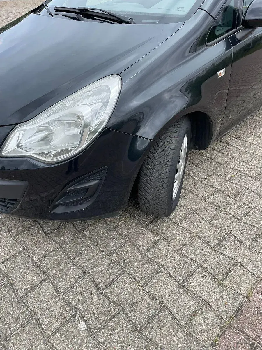 Gebraucht Opel Corsa 69 PS (50 kW) 2012 Schwarz Kleinwagen