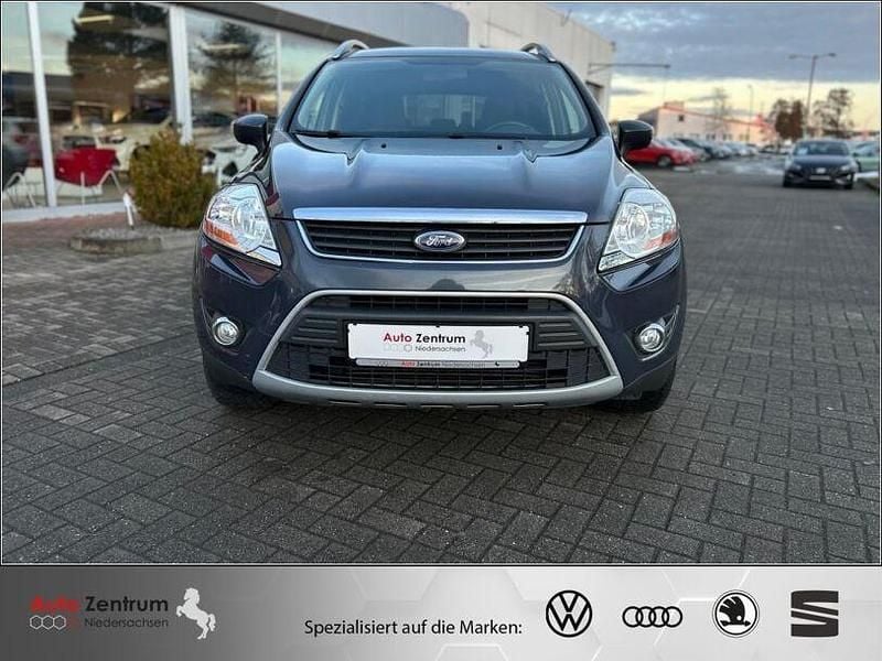 Gebraucht Ford Kuga Trend 140 PS (102 kW) 2012 Midnight sky SUV