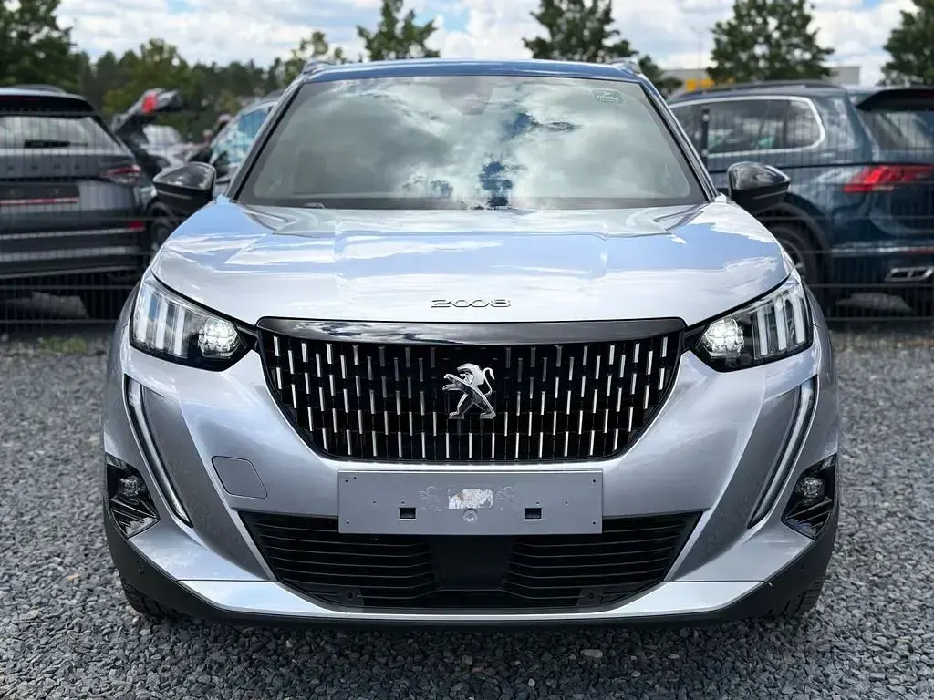 Gebraucht Peugeot 2008 GT 131 PS (96 kW) 2022 Grau SUV