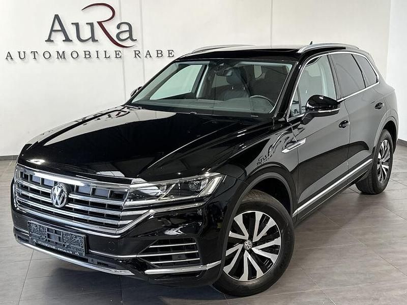 Schwarz Gebraucht 2020 VW Touareg Elegance SUV | 34.749 € (Guter Preis) - Bild 1/4