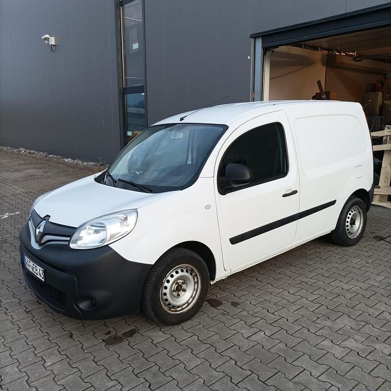 Weiß Gebraucht 2016 Renault Kangoo Limousine | 5.900 € (Fairer Preis) - Bild 1/4