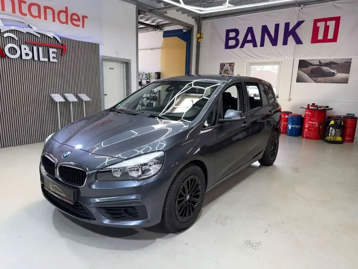 Gebraucht BMW 218 Gran Tourer 136 PS (100 kW) 2015 Mineralgrau Van / Kleinbus