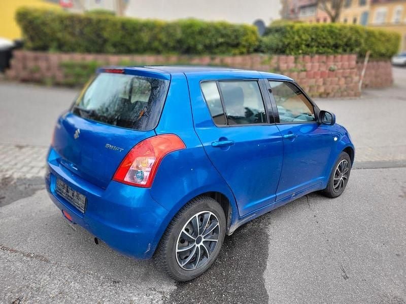 Gebraucht Suzuki Swift 92 PS (67 kW) 2008 Blau Kleinwagen