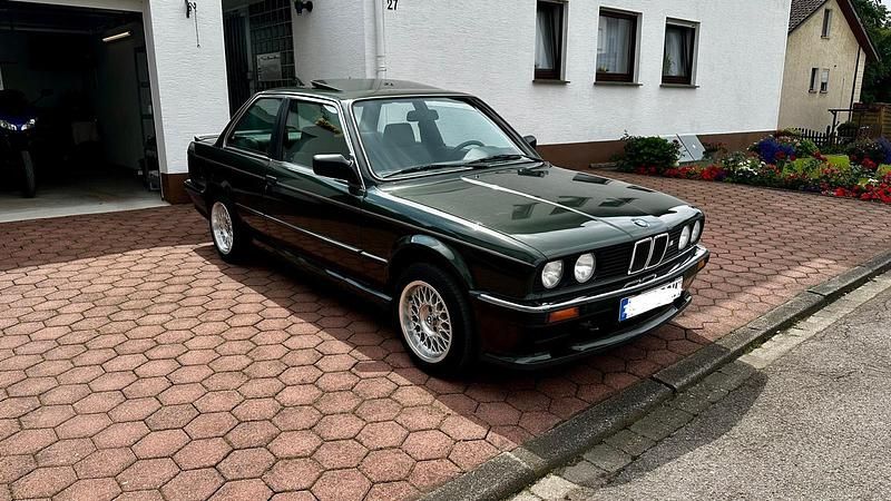 Grün Gebraucht 1986 BMW 318 Coupé | 14.590 € - Bild 1/4