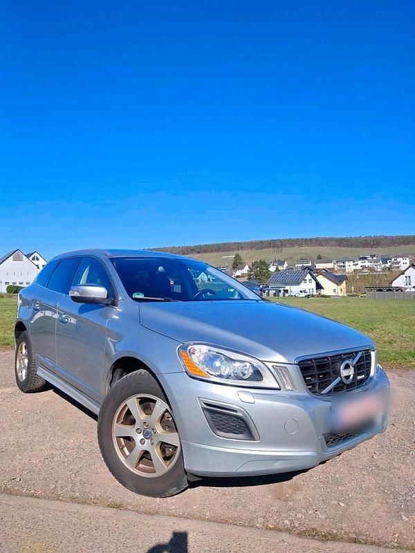Gebraucht Volvo XC60 R-Design 215 PS (158 kW) 2012 Silber SUV