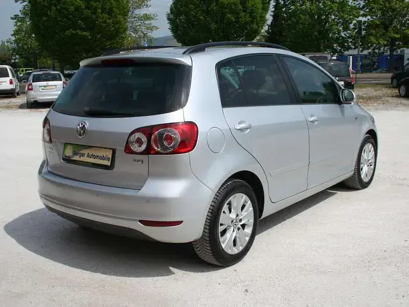 Używany VW Golf VII Life 86 KM (63 kW) 2013 Szary Sedan/Limuzyna