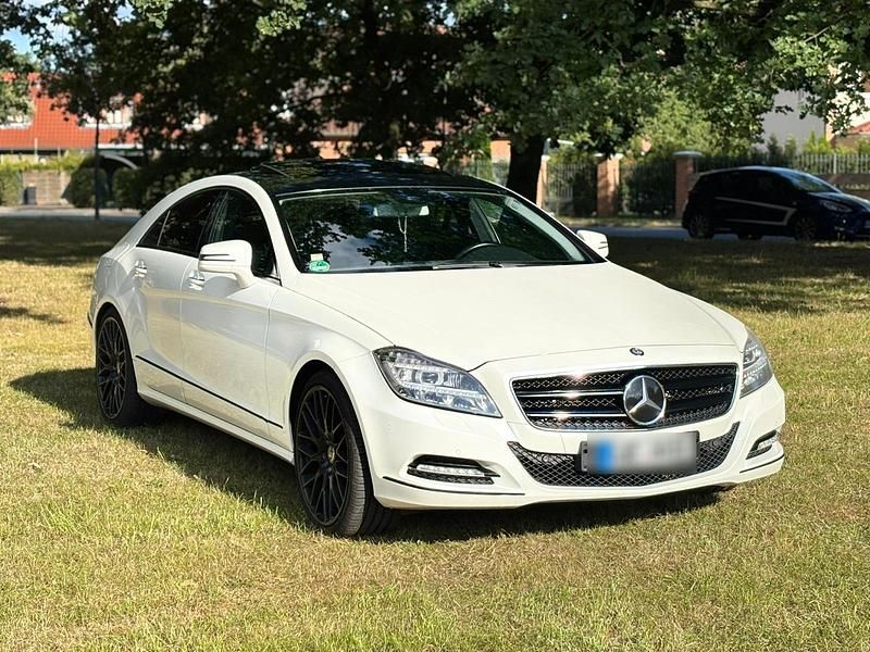 Gebraucht Mercedes CLS350 265 PS (194 kW) 2013 Weiß Limousine