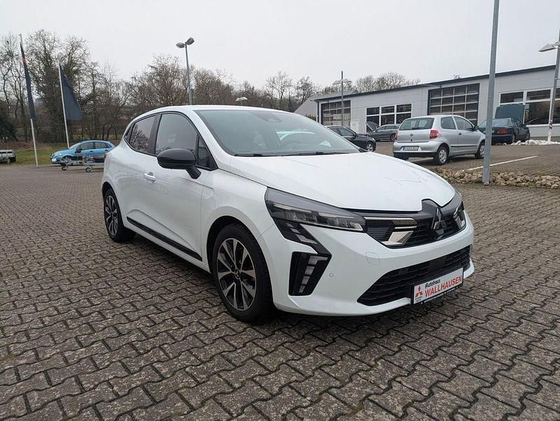 Gebraucht Mitsubishi Colt Plus 67 PS (49 kW) 2024 Antarktisweiß Limousine