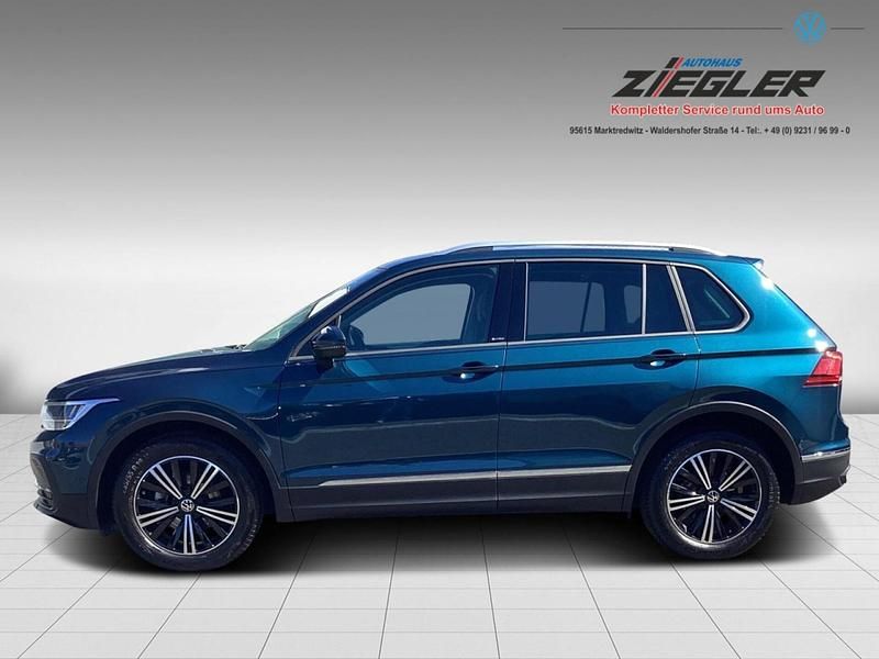 Gebraucht VW Tiguan Life 150 PS (110 kW) 2022 Nightshade blue (metallic) SUV