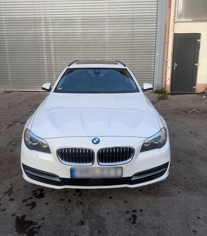 Gebraucht BMW 530 Performance 258 PS (189 kW) 2015 Weiß Kombi