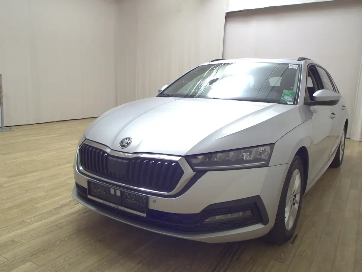 Gebraucht Skoda Octavia Ambition 116 PS (85 kW) 2022 Silber Kombi