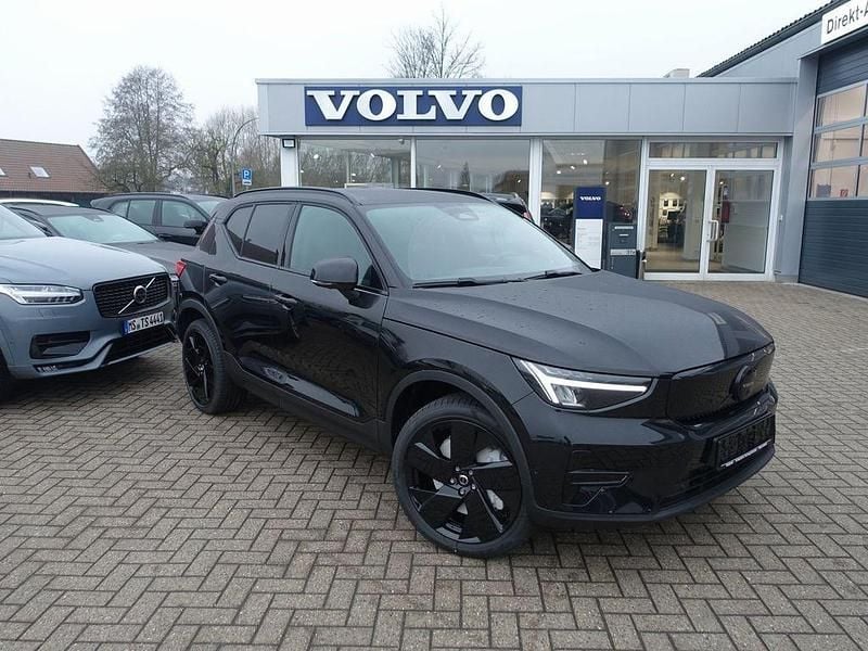 Neu Volvo EX40 185 kW (252 PS) 2026 Schwarz SUV