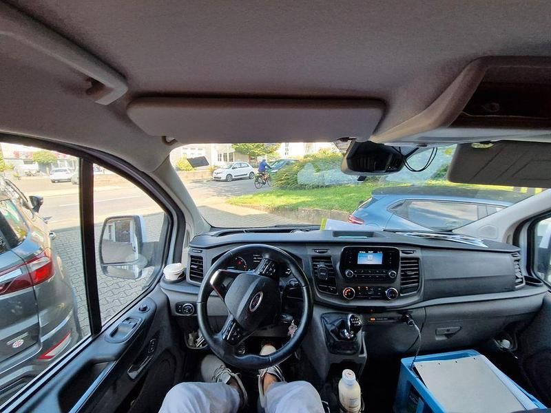 Gebraucht Ford Transit Custom 179 PS (131 kW) 2019 Weiß Van / Kleinbus