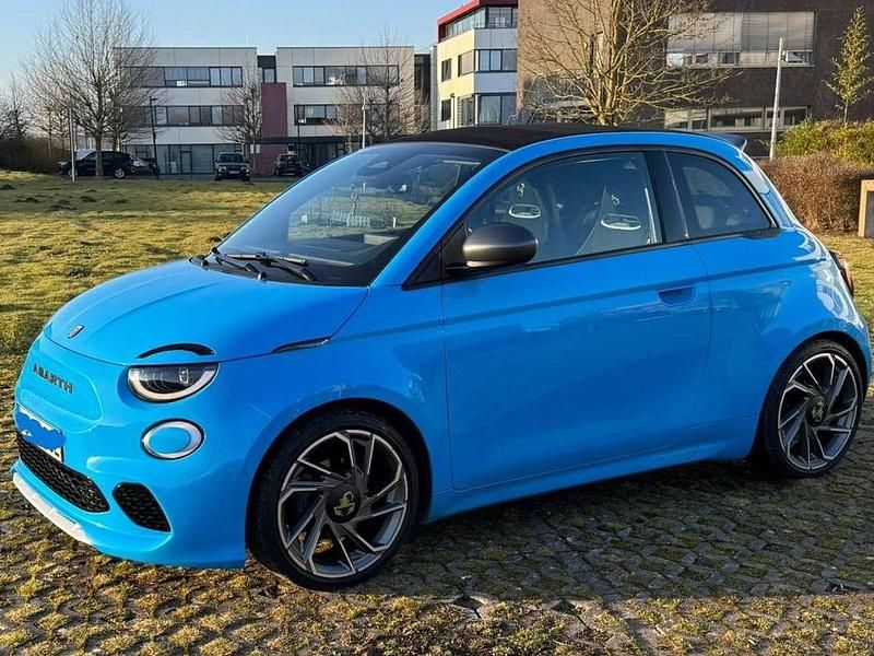 Gebraucht Abarth 500 113 kW (154 PS) 2023 Blau Limousine