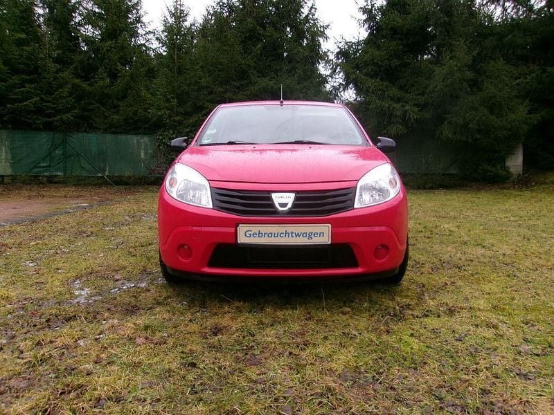 Gebraucht Dacia Sandero Ambiance 75 PS (55 kW) 2009 Rot Limousine