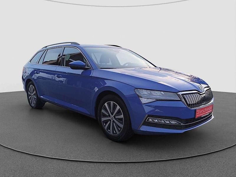 Gebraucht Skoda Superb Ambition 156 PS (114 kW) 2022 Blau Kombi