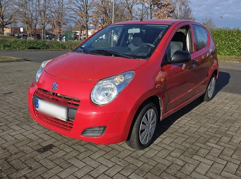 Rot Gebraucht 2013 Suzuki Alto Kleinwagen | 4.200 € (Etwas zu teuer) - Bild 1/4