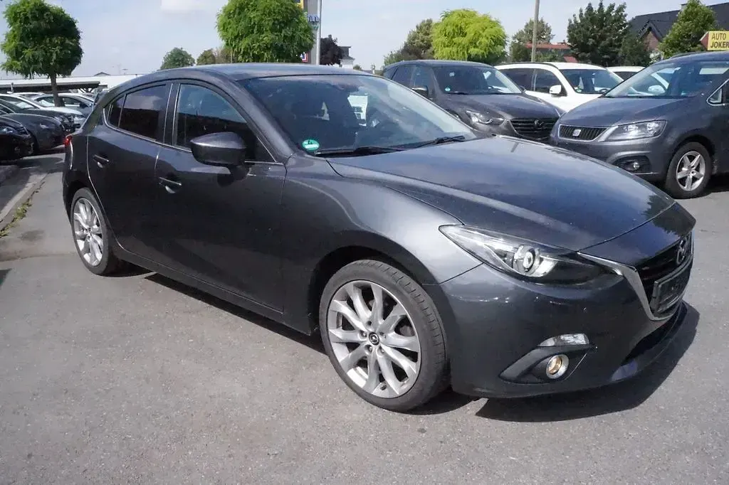 Gebraucht Mazda 3 Sports-Line 150 PS (110 kW) 2015 Grau Limousine