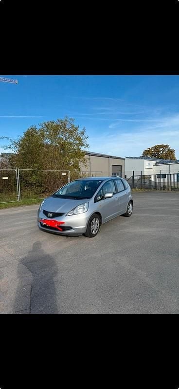 Silber Gebraucht 2011 Honda Jazz Kleinwagen | 4.999 € (Guter Preis) - Bild 1/4