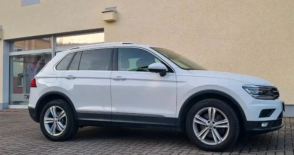 Gebraucht VW Tiguan Highline 190 PS (139 kW) 2020 Weiß SUV