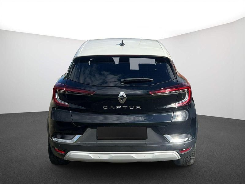 Gebraucht Renault Captur Intens 101 PS (74 kW) 2022 Schwarz + weiß SUV