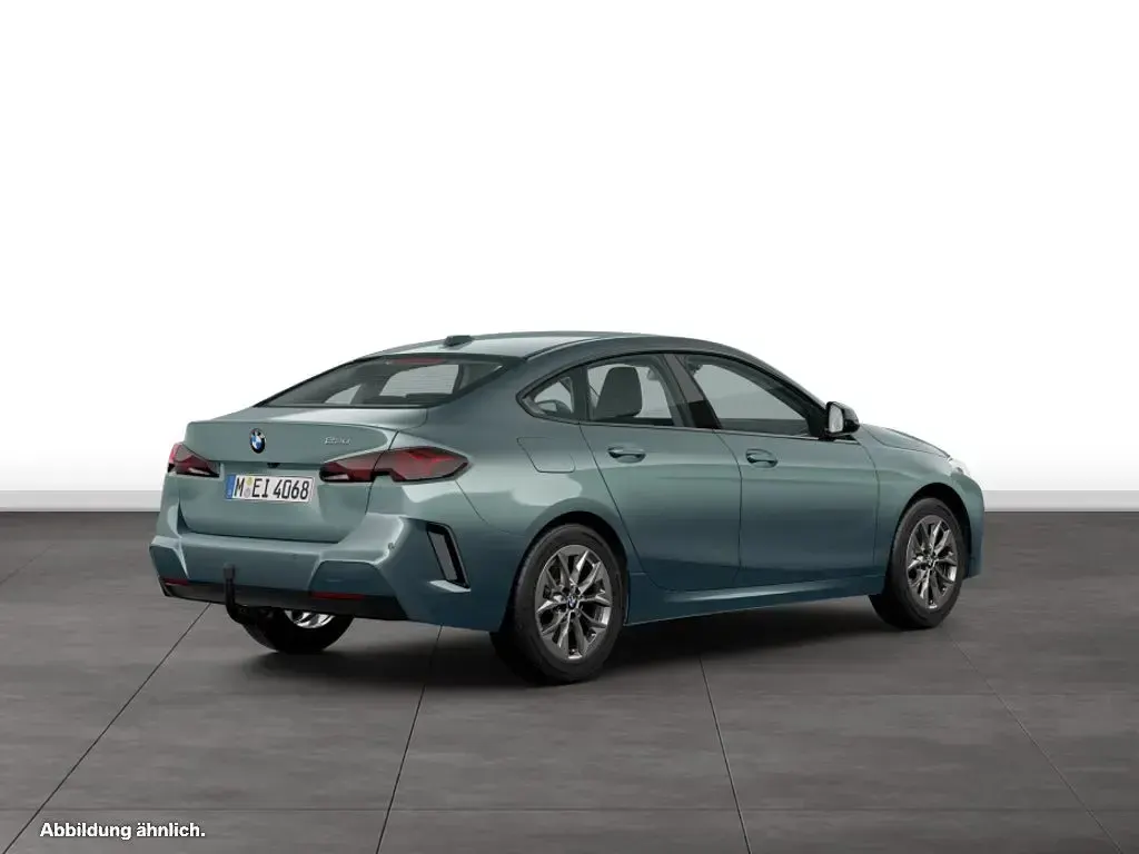 Gebraucht BMW 220 156 PS (114 kW) 2025 Cape york grün metallic Coupé