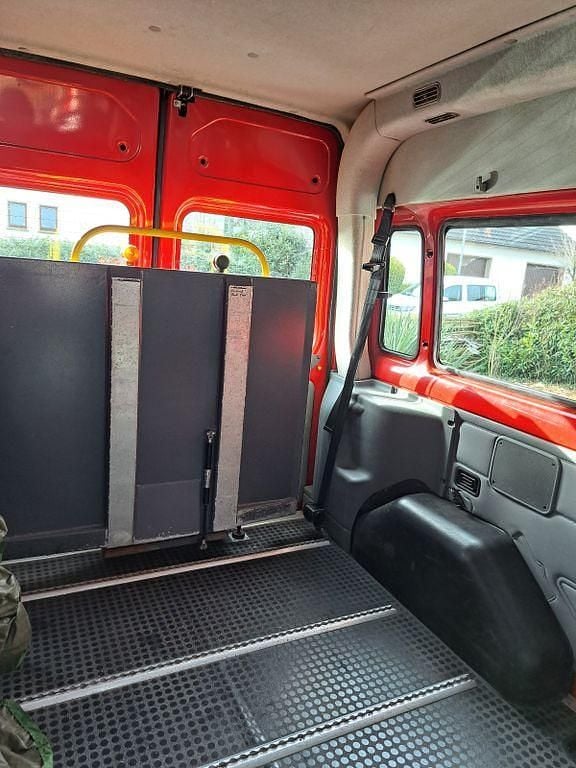 Gebraucht Ford Transit 86 PS (63 kW) 2010 Rot Limousine