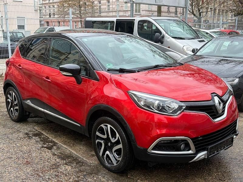 Gebraucht Renault Captur XMOD 90 PS (66 kW) 2015 Rot SUV