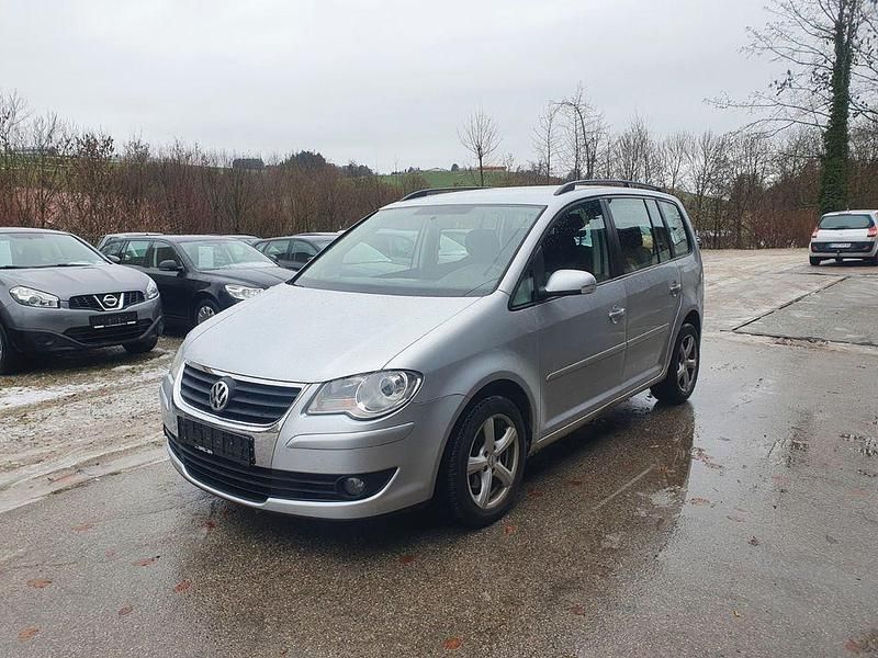 Gebraucht VW Touran Trendline 105 PS (77 kW) 2008 Silber Van / Kleinbus