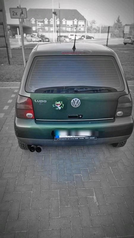 Grün Gebraucht 1999 VW Lupo Kleinwagen | 300 € (Superpreis) - Bild 1/4