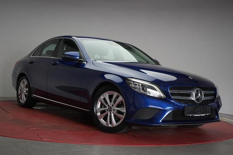 Blau Gebraucht 2021 Mercedes C220 Avantgarde Limousine | 26.990 € (Fairer Preis) - Bild 1/4