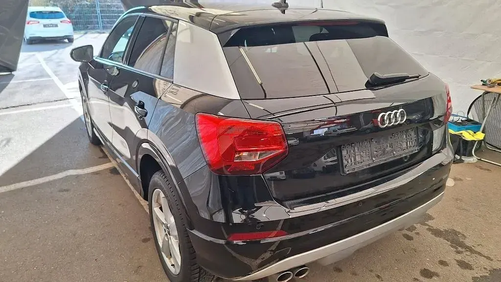 Gebraucht Audi Q2 Sport 150 PS (110 kW) 2020 Schwarz SUV