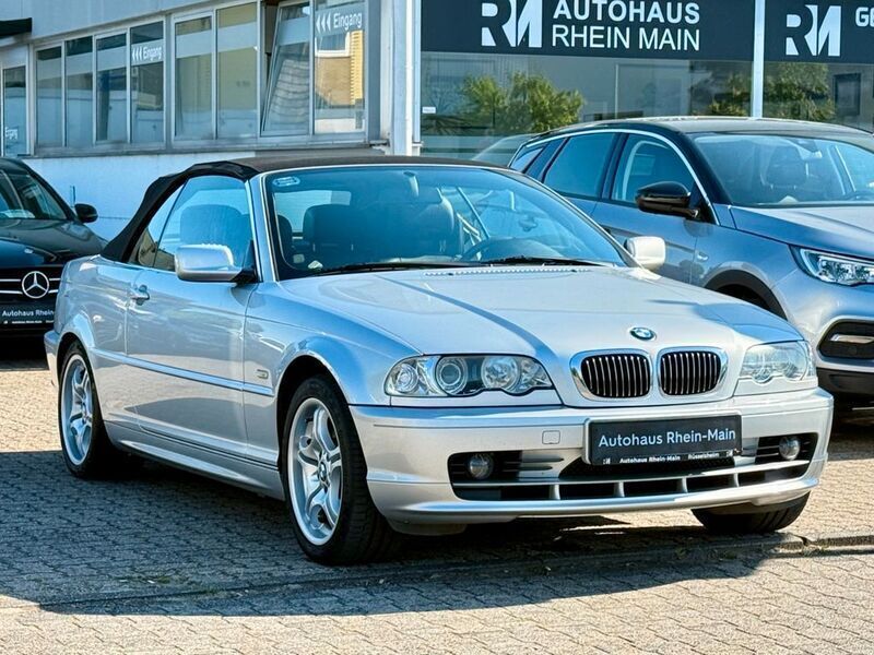 Silber Gebraucht 2001 BMW 320 Cabriolet Sport Line Cabrio | 7.450 € (Guter Preis) - Bild 1/4